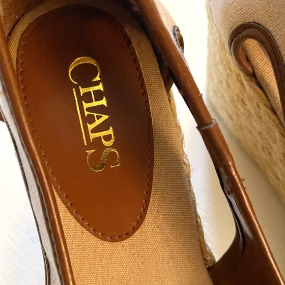 Chaps women's dress wedge heel size 8 Beige/brown - Picture 6 of 7